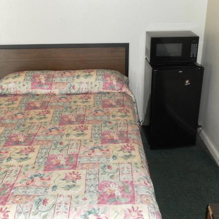 Tide Water Motel Hayes Ordinary Room photo